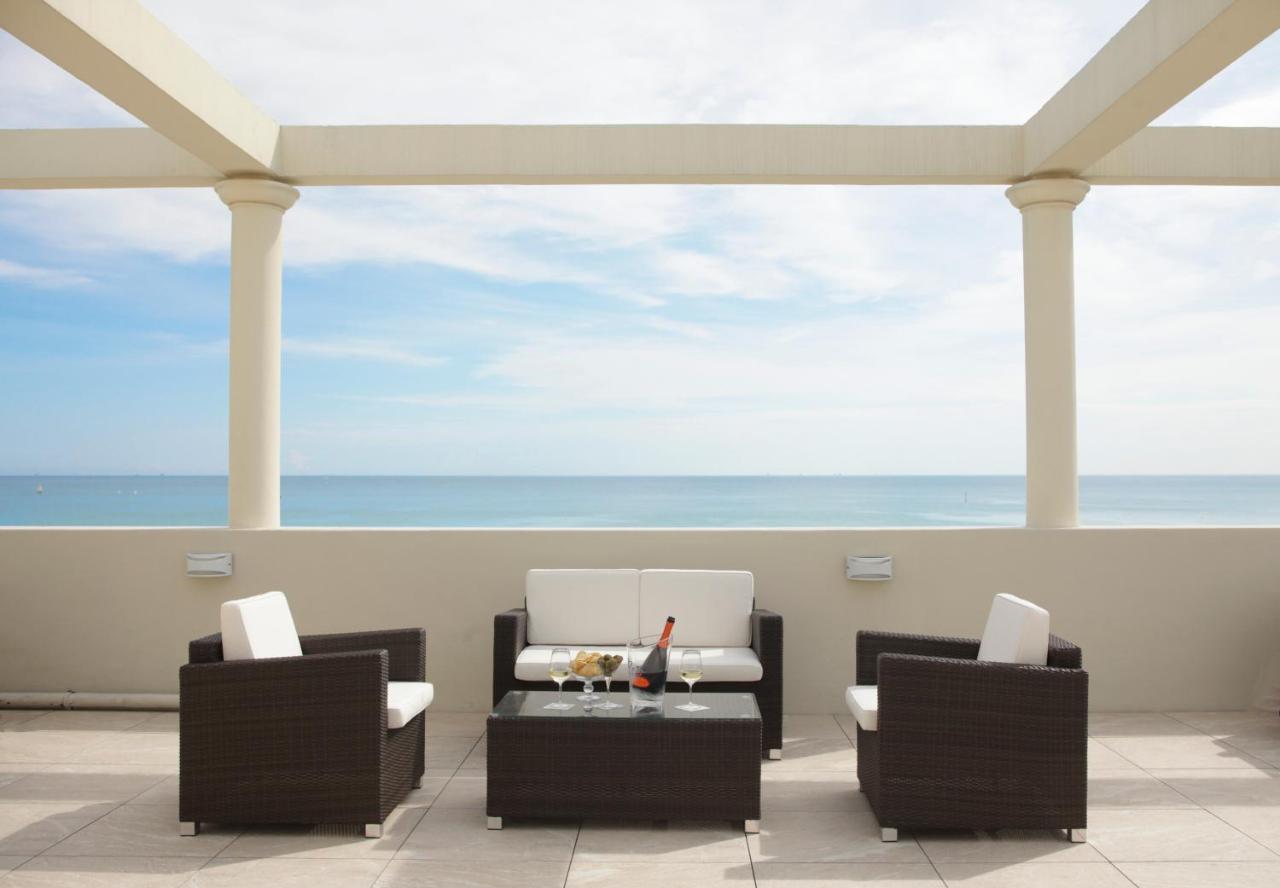 Hotel Riviera